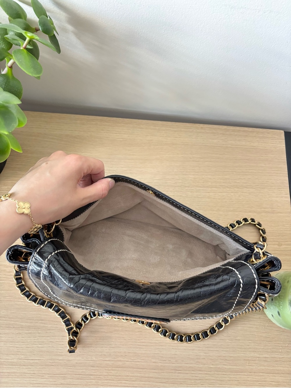 Prada Vitello Shine Shoulder Bag - Picture 8 of 9